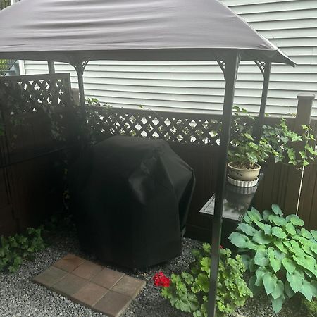 Clean And Quiet 2 Bdr 2 Bthr Private Entrance Entire Guests Suite Near Coquitlam Center Mall And Skytrain מראה חיצוני תמונה