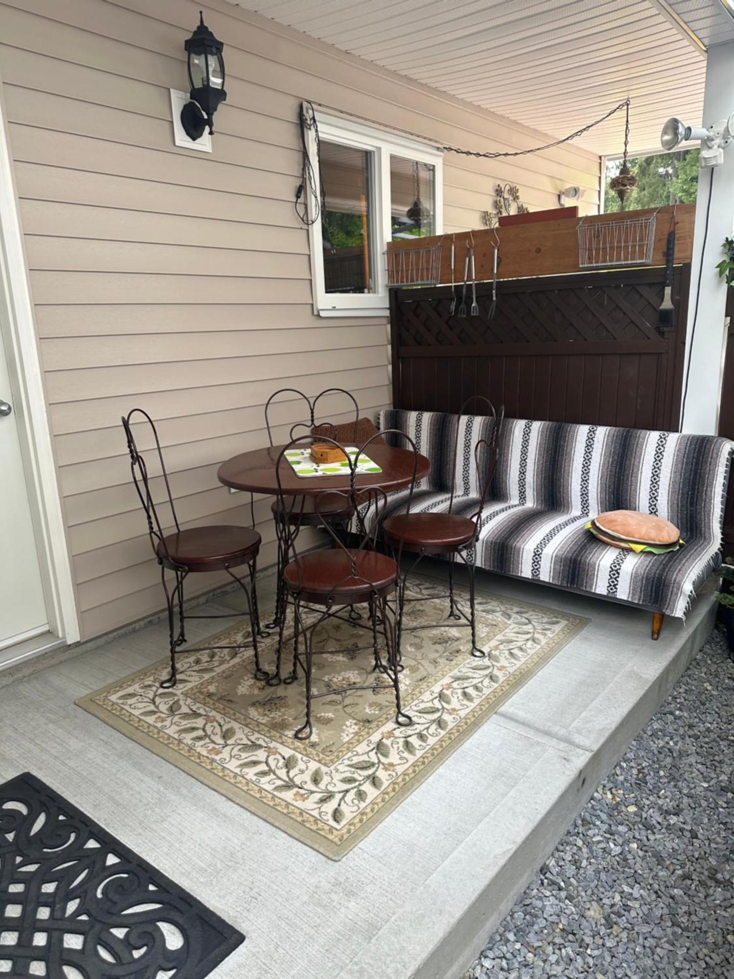 Clean And Quiet 2 Bdr 2 Bthr Private Entrance Entire Guests Suite Near Coquitlam Center Mall And Skytrain מראה חיצוני תמונה