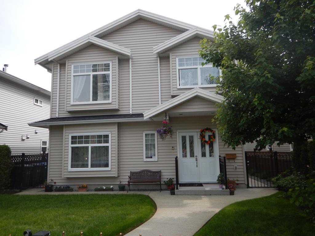 Clean And Quiet 2 Bdr 2 Bthr Private Entrance Entire Guests Suite Near Coquitlam Center Mall And Skytrain מראה חיצוני תמונה